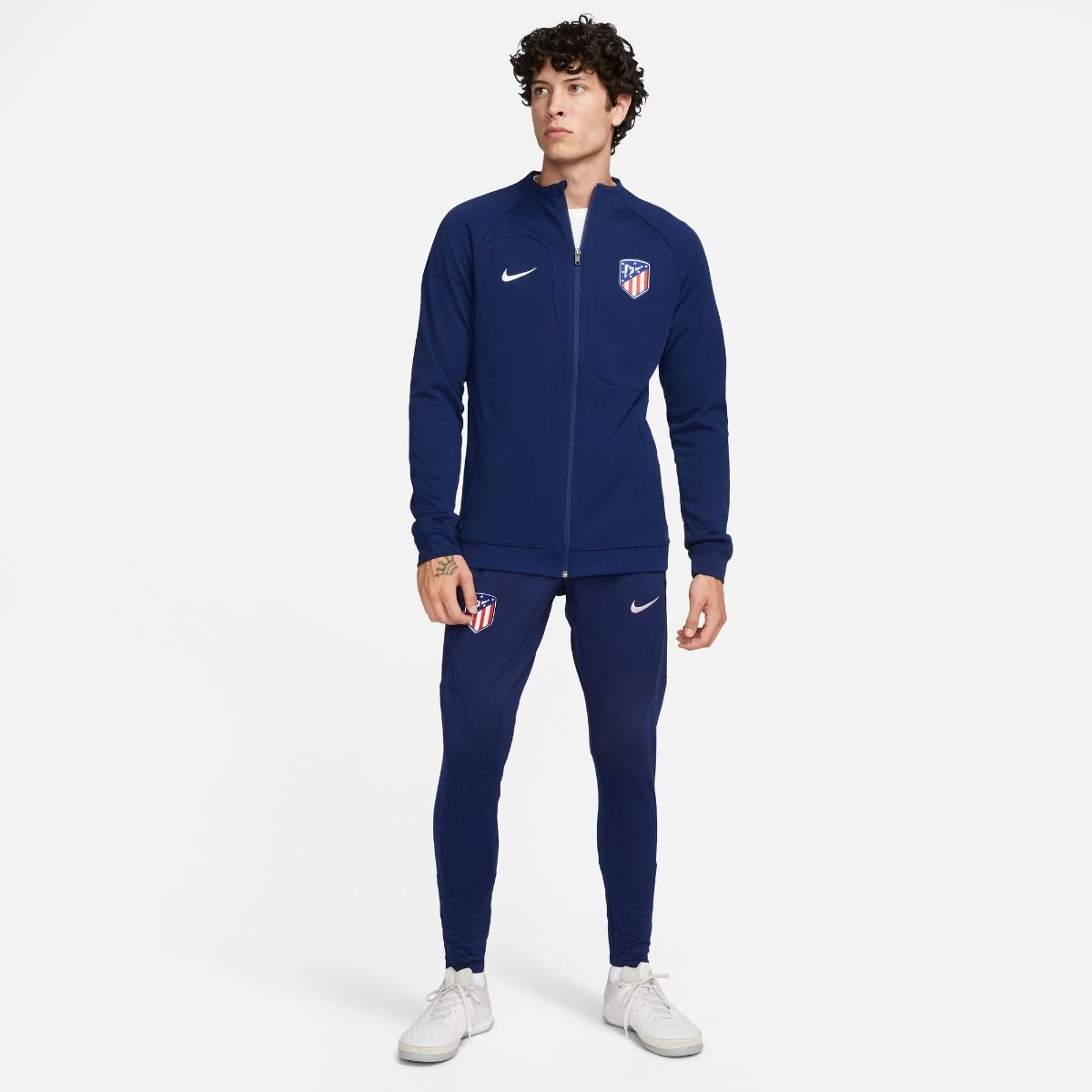 CHAQUETA ANTHEM NIKE image number null