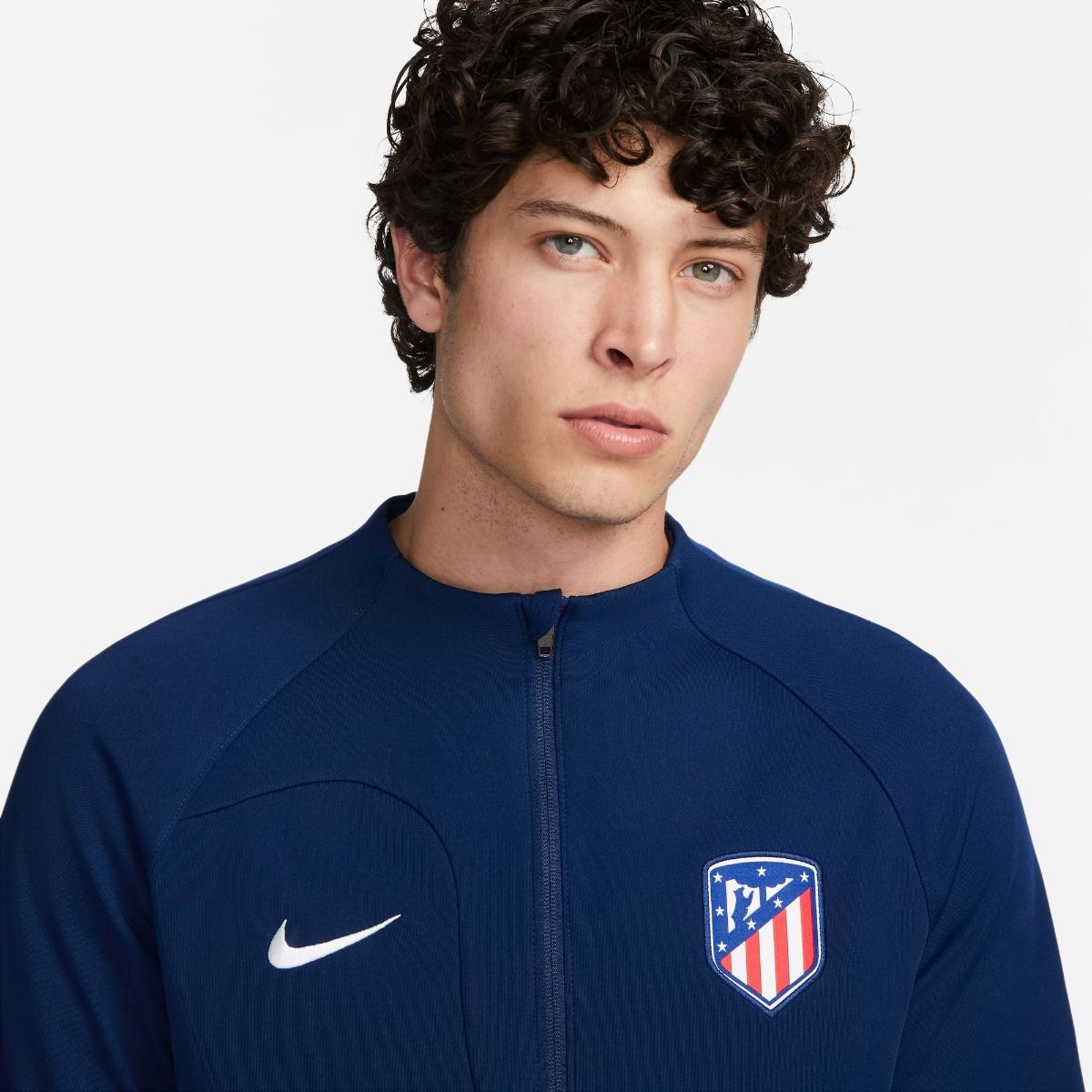 CHAQUETA ANTHEM NIKE image number null