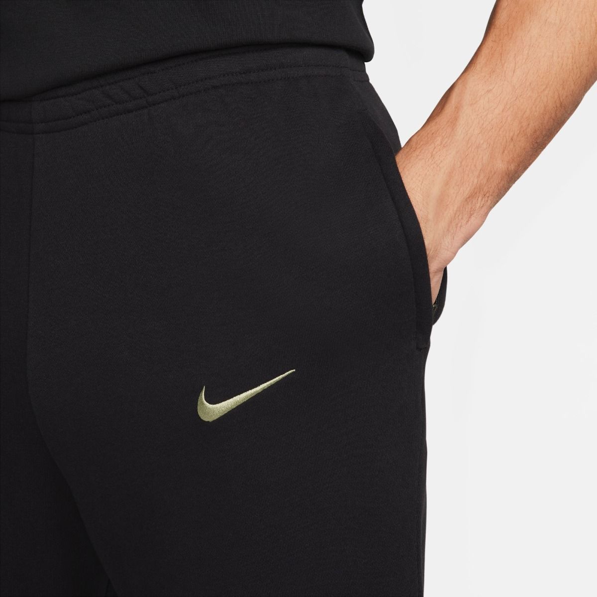 PANTALÓN ALGODÓN UEFA 23/24 NIKE image number null