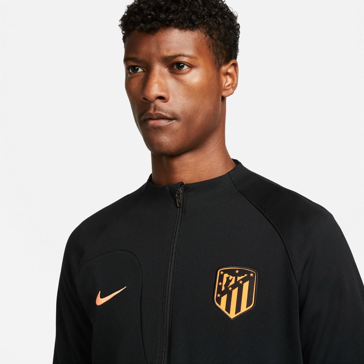 CHAQUETA UEFA 22/23 NIKE image number null